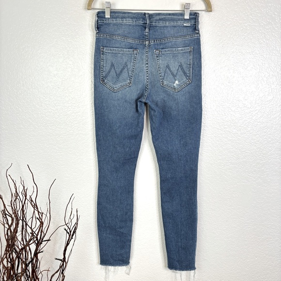 MOTHER High Waisted Looker Ankle Fray Jeans in Thrilling Shots - Picture 6 of 10
